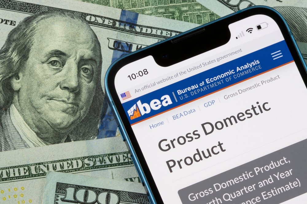 عندما تهز البيانات الاقتصادية المخطط